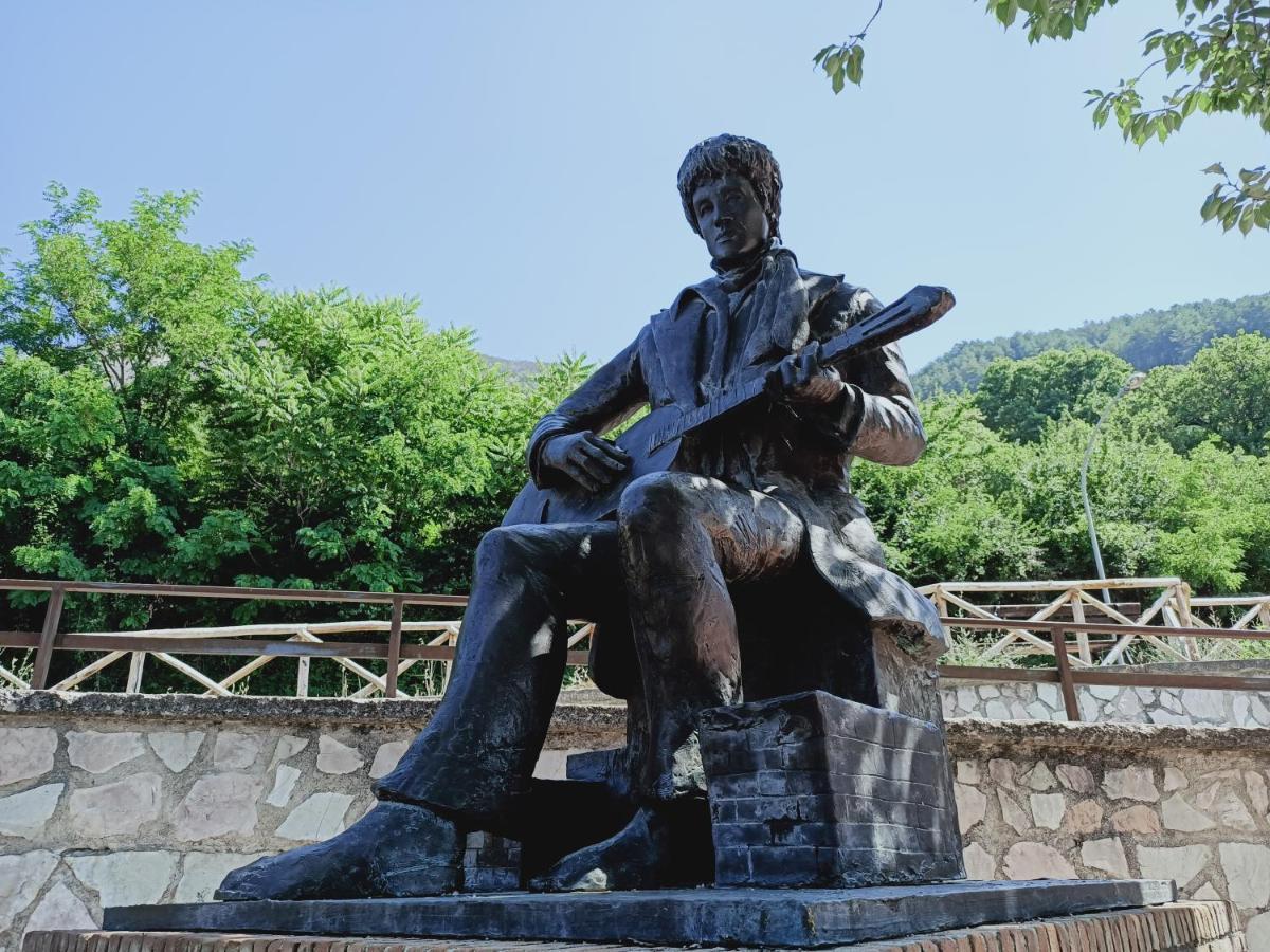 Musica E Poesia Da Battisti Ida Villa Poggio Bustone Ngoại thất bức ảnh